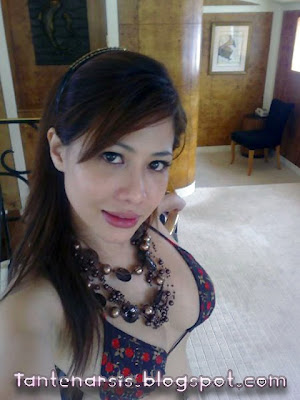 Foto Narsis Tante Toge Super Cantik