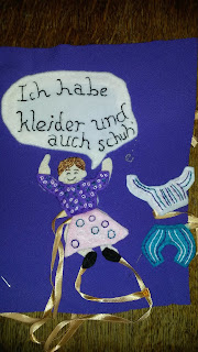 Page 6 - "Ich Habe Kleider und auch shuhe" complete with alternate outfits