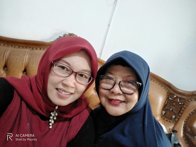 Bu Nia dan Bintang 