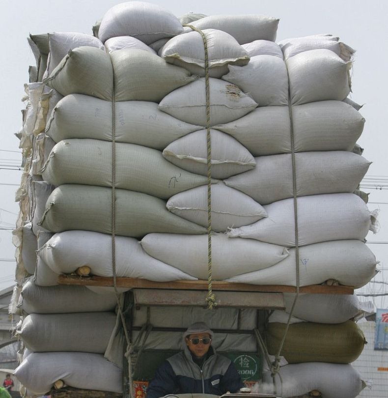 overloaded-vehicles-china-20