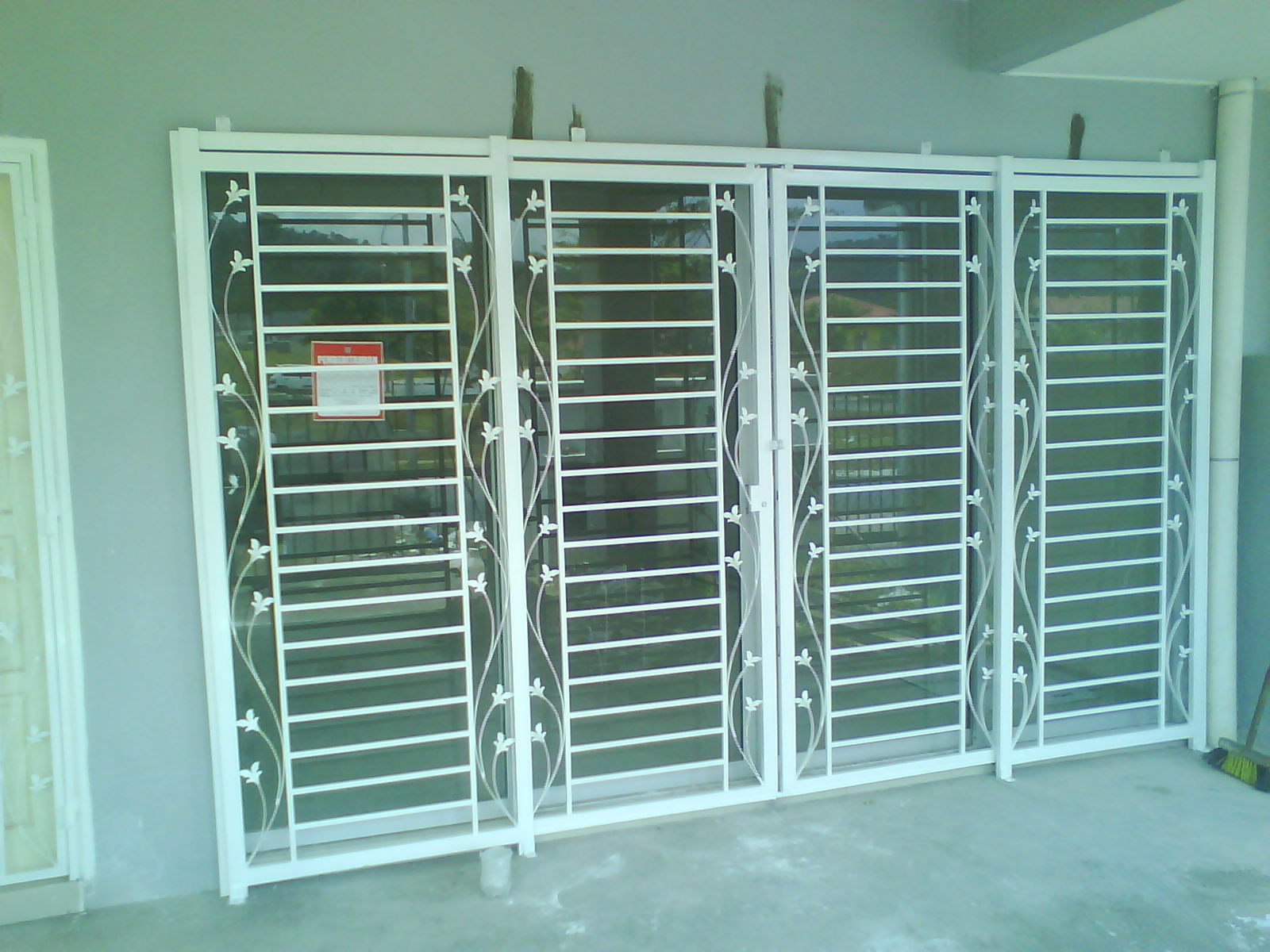 a window Sliding Door Grill Design | 1600 x 1200