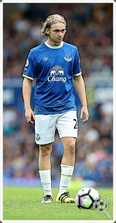 Tom Davies Everton Manchester Cityt