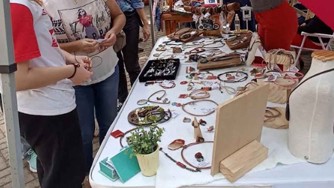 Feira Turística de Botucatu terá artesanato, gastronomia, música e acendimento de luzes