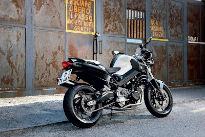 2010 BMW F800R Rear Angle View