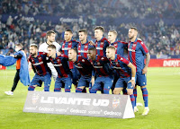 LEVANTE U. D. Temporada 2021-22. Aitor Fernández, Óscar Duarte, Róber Pier, Pepelu, Dani Gómez, Rubén Vezo. Morales, Enes Bardhi, Son, Malsa, Enric Franquesa. LEVANTE U. D. 2 CLUB ATLÉTICO DE MADRID 2. 28/10/2021. Campeonato de Liga de 1ª División, jornada 11. Valencia, estadio Ciutat de Valencia.