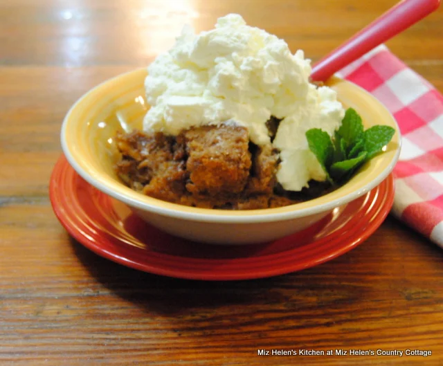 Slow Cooker Bread Pudding at Miz Helen's Country Cottage