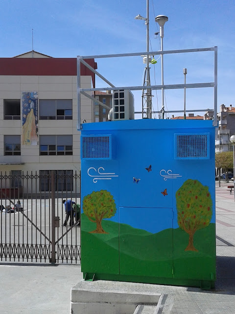 Estación decorada por el Colegio La Compasión Escolapios. Proyecto Educativo Life+Respira.