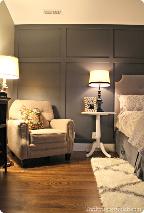 Dark gray accent wall from Thrifty Decor Chick Dark gray accent wall from Thrifty Decor Chick