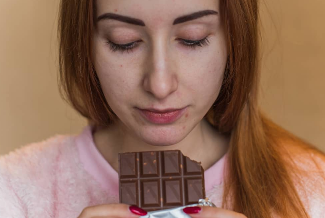 Does Eating Chocolate make you Pimple? Recover the Skin after Easter