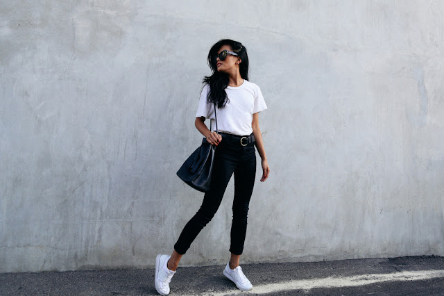 t-shirt bianca come abbinare la t-shirt bianca abbinamenti t-shirt bianca white t-shirt how to wear white t-shirt street style fashion moda estate 2016 mariafelicia magno fashion blogger fashion blog italiani fashion blogger italiane web influencer 