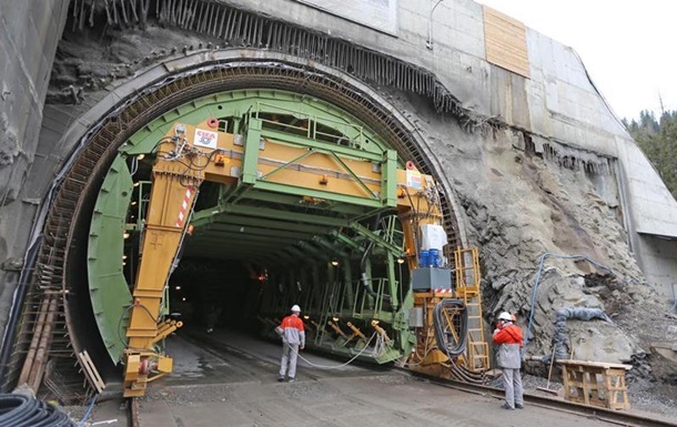 Сьогодні в Україні відкриють Бескидський тунель