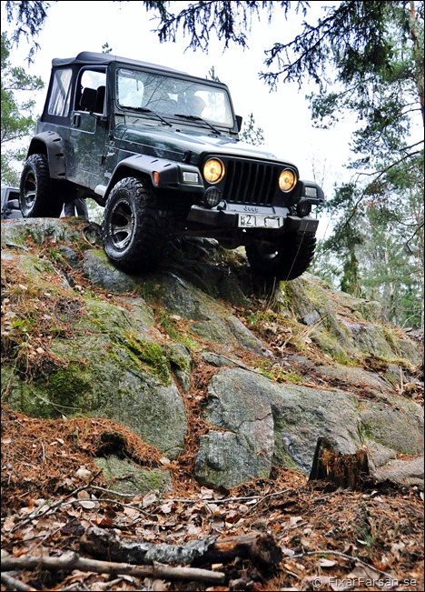 Jeep-Wrangler-4.0L-TJ-Sport-Terrängbild-Front