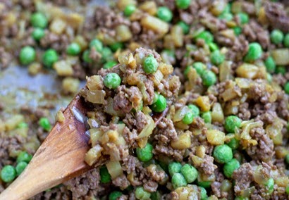 Cooking beef and peas2