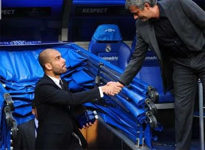 Saludo de Guardiola y Mourinho partido Real Madrid vs BArcelona