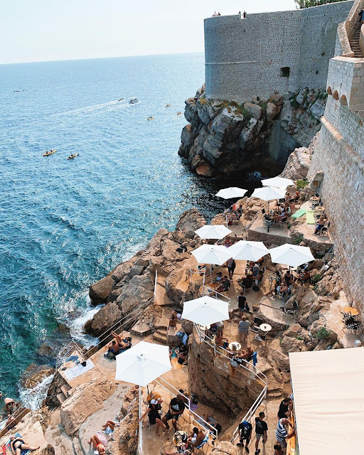 Spectacular Views, This Is the Best Rooftop Restaurant and Bar