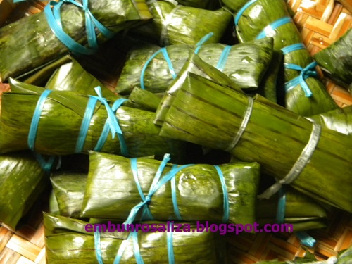 Embun ♥ Kaseh ♥ Rosaliza: KETUPAT DAUN PISANG @ KETUPAT 