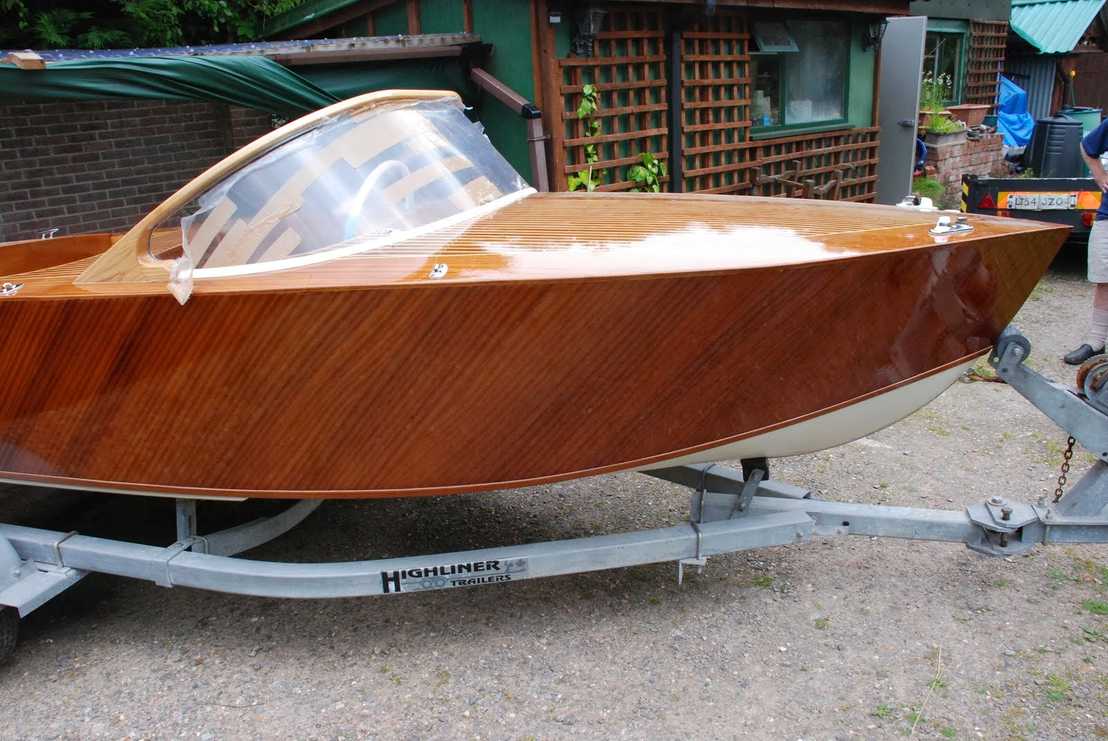 my wooden speed boat build: riva style bow light / cleat