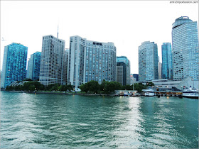 Jack Layton Ferry Terminal en el Puerto de Toronto