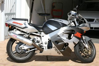 Suzuki GSXR 750 Srad Manual