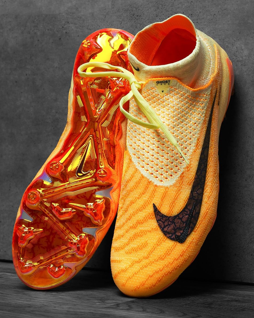 Amazing Gold Phantom GX 2023 'Blaze' Boots Footy