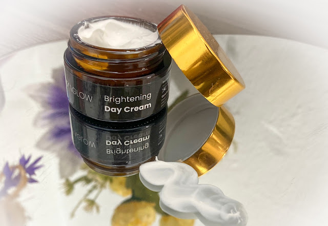 Tekstur Day Cream Diza Glow