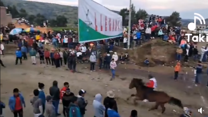 Huancavelica  ANCIANA MUERE TRAS PASO DE CABALLO QUE LO ATROPELLÓ.
