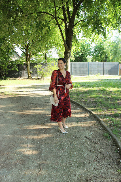 robe rouge, escarpins dorés minelli, look du jour, les petites bulles de ma vie