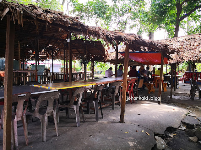 Restoran-ZZ-Mee-Rebus-Tulang-Gearbox-Lamb-Shank-JB