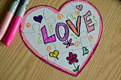 Decorating jigsaw puzzles for Valentines day