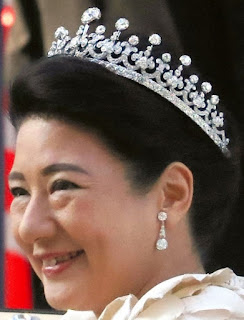 meiji scroll tiara diamond japan empress shoken masako