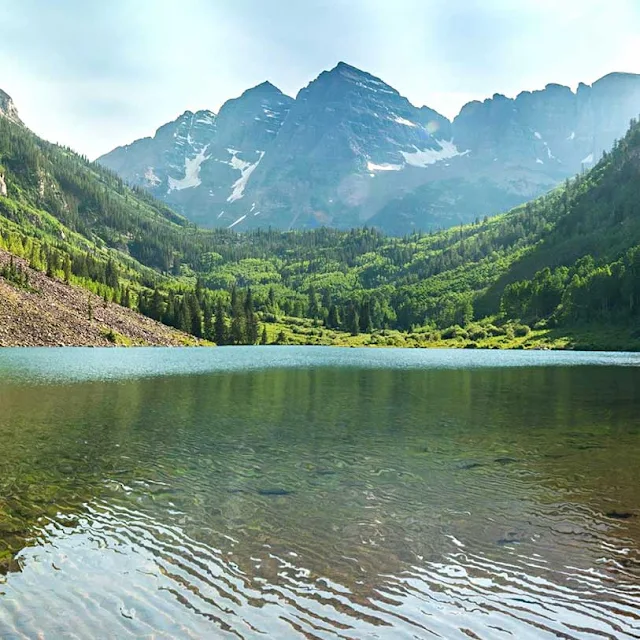 Mountain Lake Wallpaper Engine