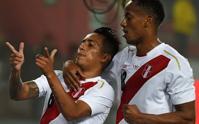 Perú ganó 2-0 a Escocia