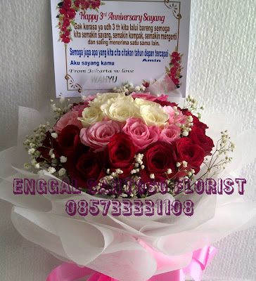 Toko bunga surabaya 0315481807: decorasi pelaminan minimalis