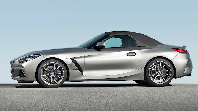 BMW Z4 M40i With Manual Gearbox Under Consideration For US