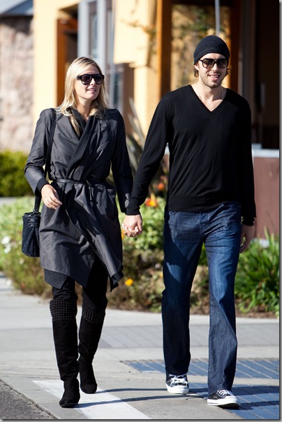 Maria Sharapova And Fiance Sasha Vujacic Love Birds In Los Angeles