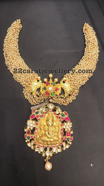  carat gilded trendy in addition to divine hold off necklace amongst really small-scale  Small Pearls Choker amongst Ganesh Pendant