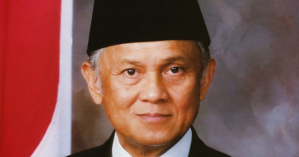 Biografi Singkat B.J. Habibie ~ Menjadi Lebih Baik