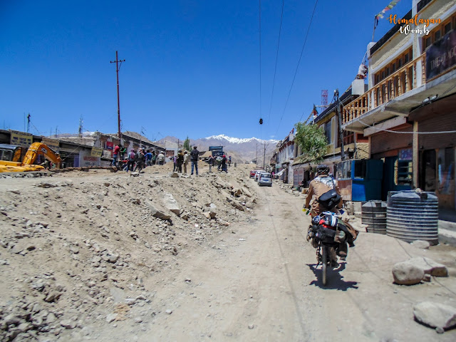 Manali-Leh highway self supported cycling hindi blog