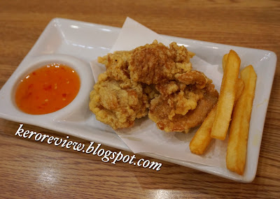 รีวิว ฮะจิบัง ราเมน ไพตันชาชูเมน ราเมนต้มยำกุ้ง ฮะจังเมน เกี๊ยวซ่า คาราอะเกะ (CR) Review ramen, deep fried chicken and gyoza at Hachiban Ramen Restaurant.