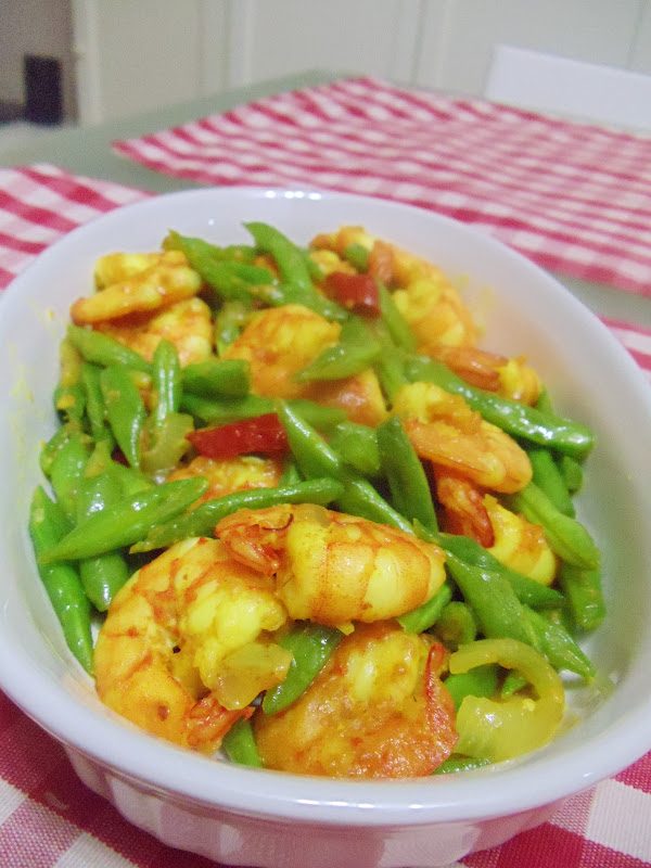 Life is colorful: Step by Step... Kacang Buncis Udang Goreng Kunyit