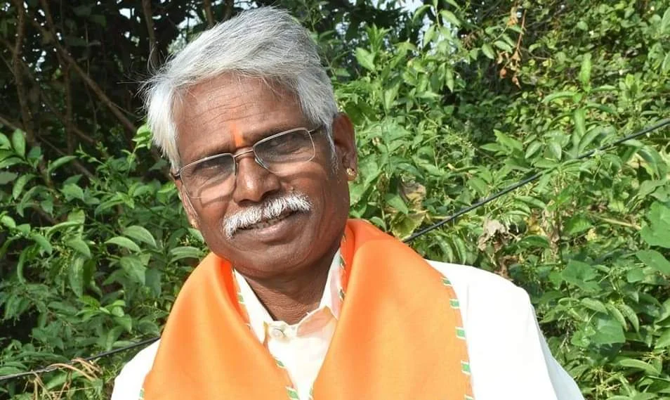"ये प्रधानमंत्री नरेंद्र मोदी का सपना है कि कोई भूखा न सोये और सिर पर बिना छत के न रहे. आप ढेर सारे बच्चे पैदा करें. प्रधानमंत्री जी आपको घर बनाकर देंगे, जानें बच्चा पैदा करने के लिए मोटिवेट करने वाले राजस्थान के मंत्री जी कौन हैं ?