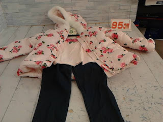未使用品　子供服　９５ｃｍ　LITTLE ME 3点 セット　８８０円