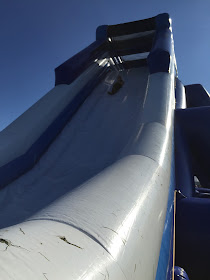 Gung-ho giant slide 