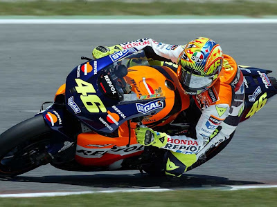 Wallpaper Motogp Valentino Rossi with Repsol Honda