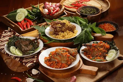 20 Kuliner Khas Malang Kota yang Legendaris dan Menggoda Lidah