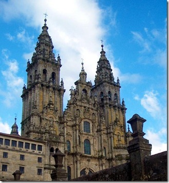 Santiago-de-Compostela-Cathedral-in-Spain_Cathedral-view_6874