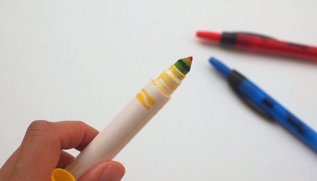 How to Make a DIY Rainbow Marker (in under a minute!)