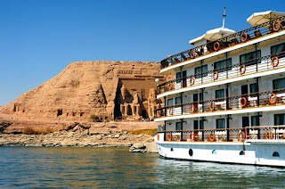 https://create.piktochart.com/output/35878581-luxury-nile-cruise-egypt