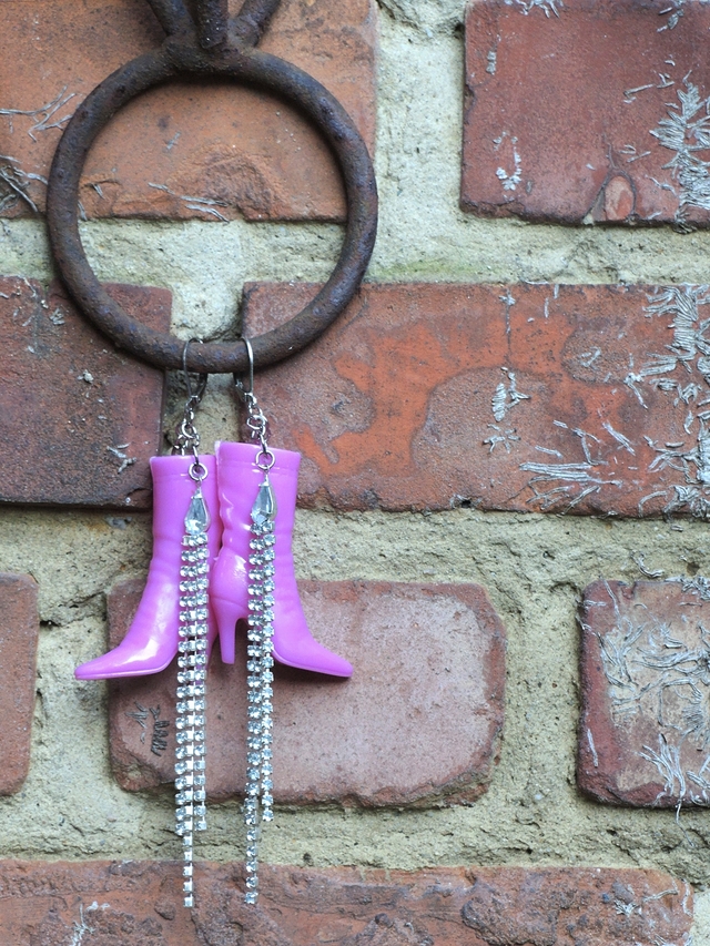 DIY oorbellen/earrings 'Barbie's Boots'