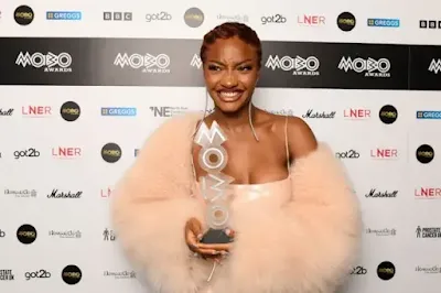 Ayra Starr Eyes Dream Collaborations with Burna Boy and Rihanna-OXYGIST